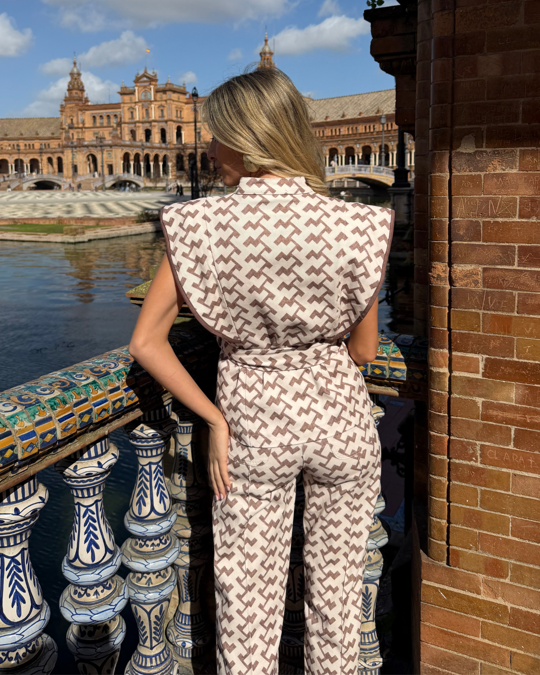 Pantalón Arena taupe* PREVENTA-EN FABRICACIÓN, SE ENVIARÁ EN LA SEMANA DEL 6 DE ABRIL.*