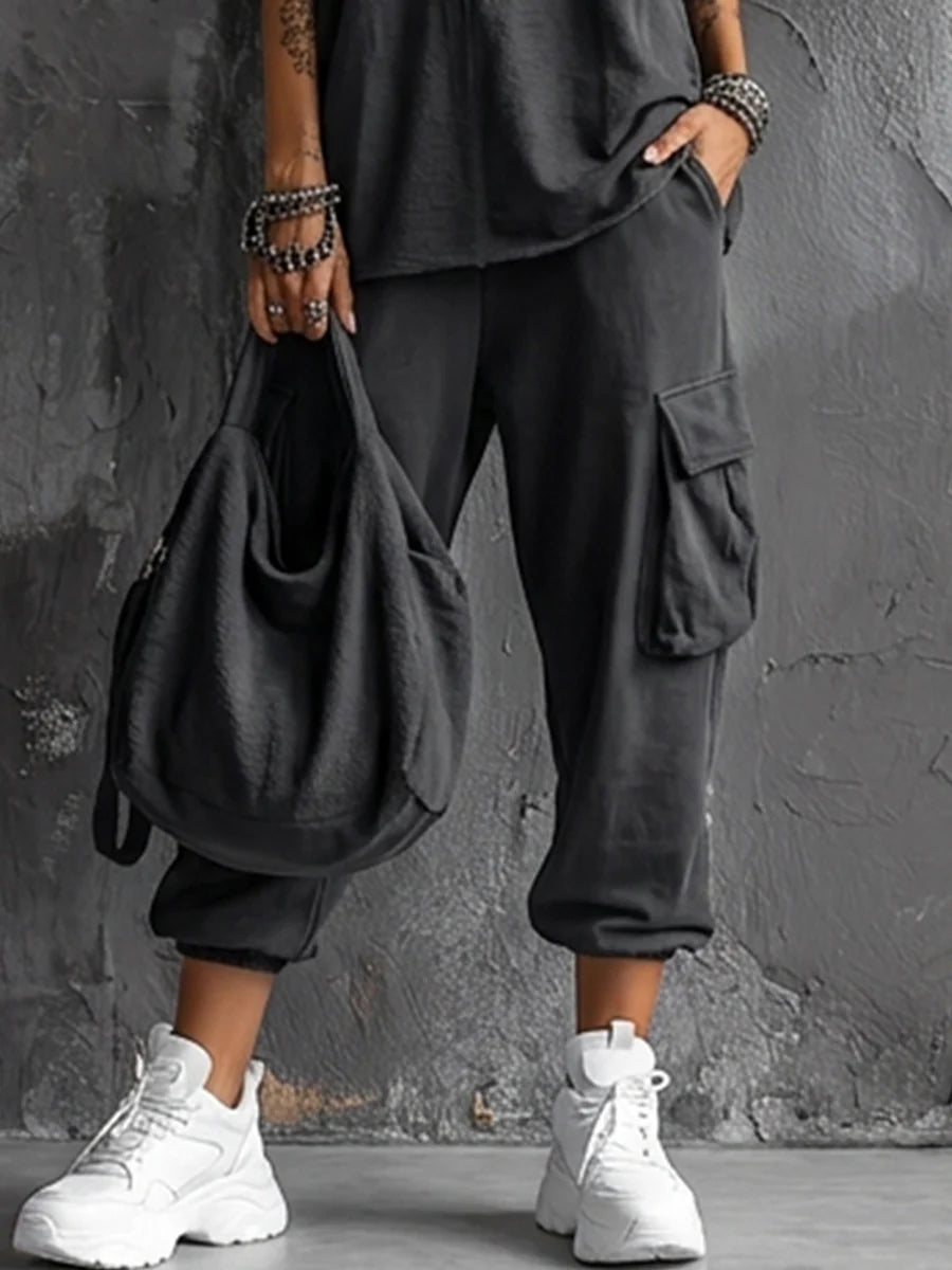 Noemi I un look informal con un toque urbano