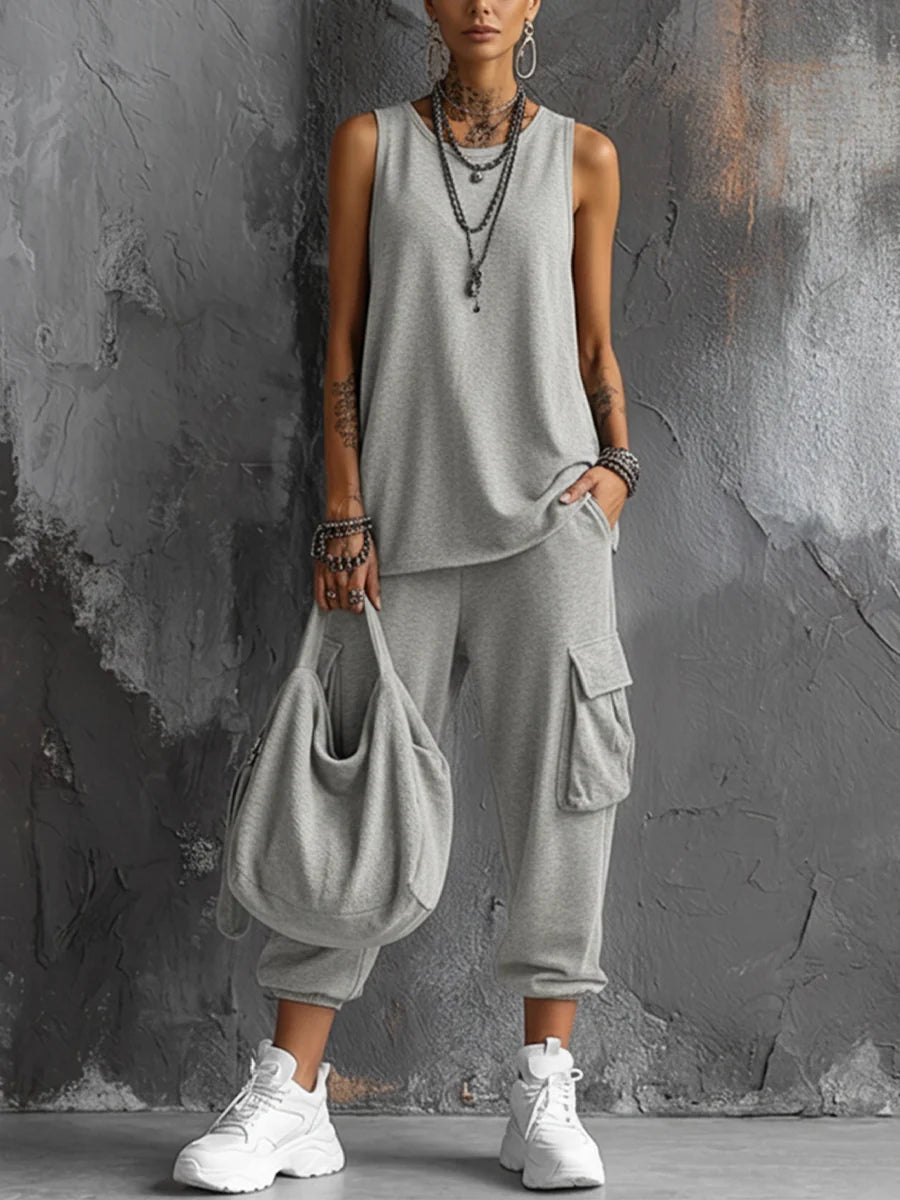 Noemi I un look informal con un toque urbano